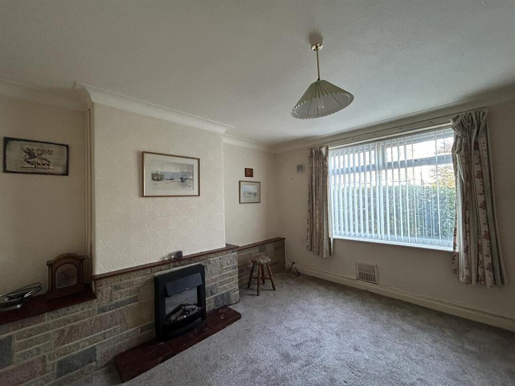 Additional image 2 of Moorside Road, Eccleshill, Bradford