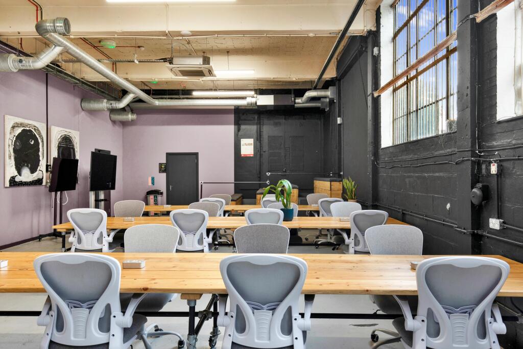 Hive Co-Working - 1.jpg