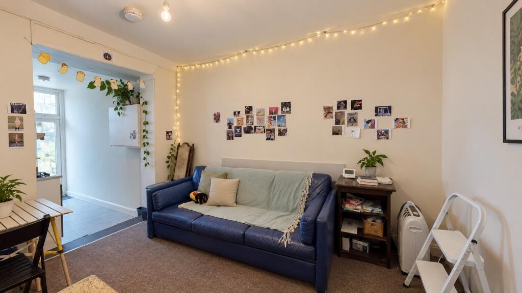 4 bedroom terraced house for rent