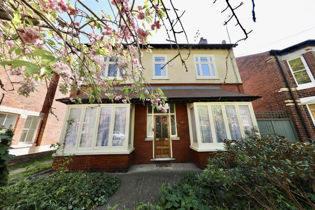 Main image of property: Victoria Avenue, Princes Avenue, Hull