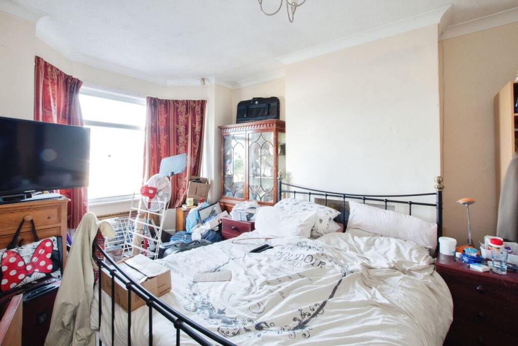 Apartment in Bournemouth - More