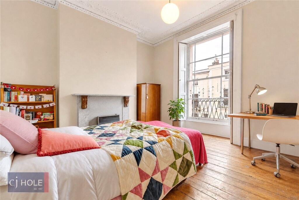 6 bedroom terraced house for rent