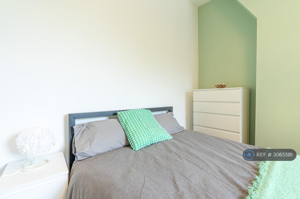 House in Warrington - View 4
