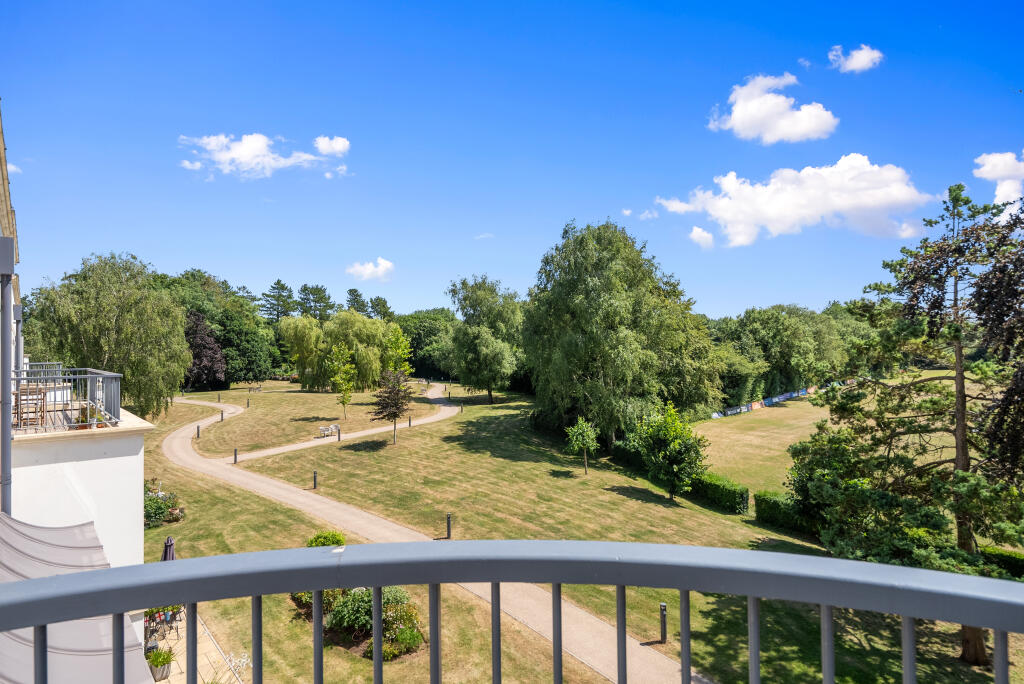 Apartment in Bristol - View 4