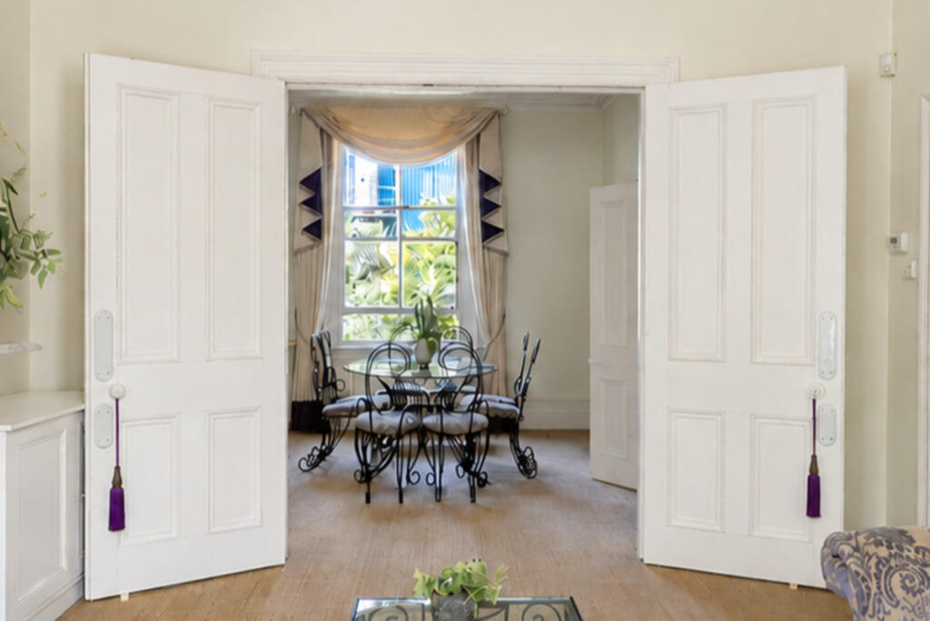 Apartment in London, Shepherd's Bush - View 3