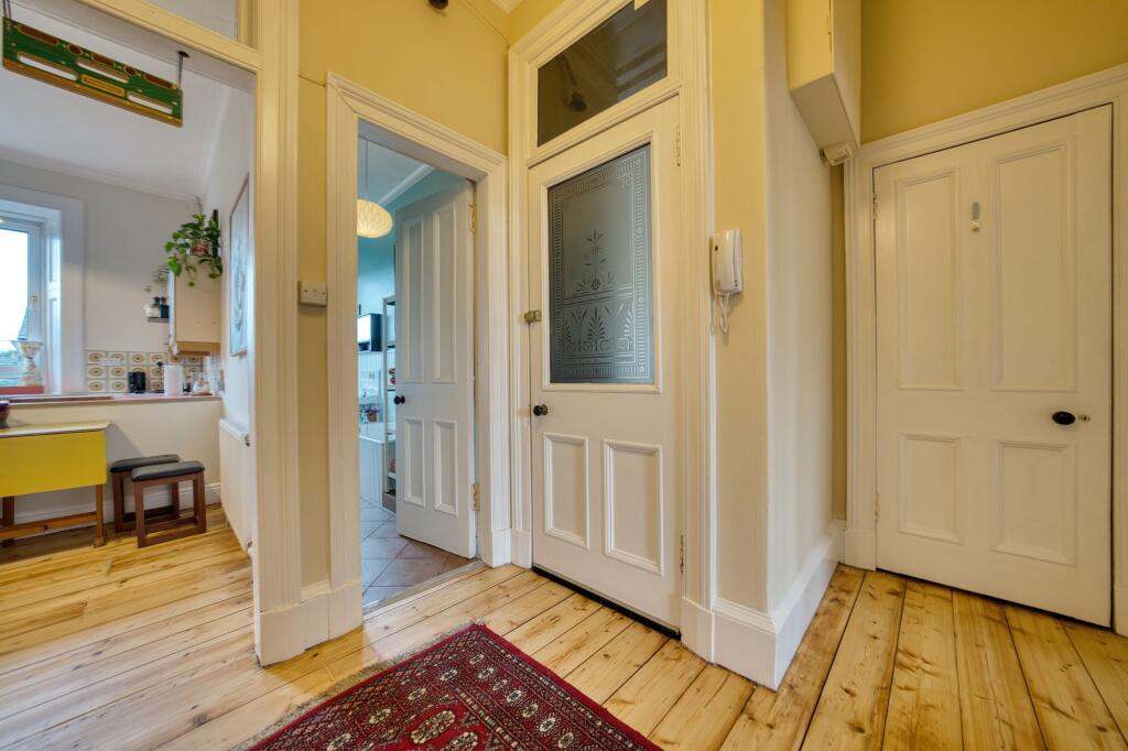 Apartment in Glasgow, Crosshill - More