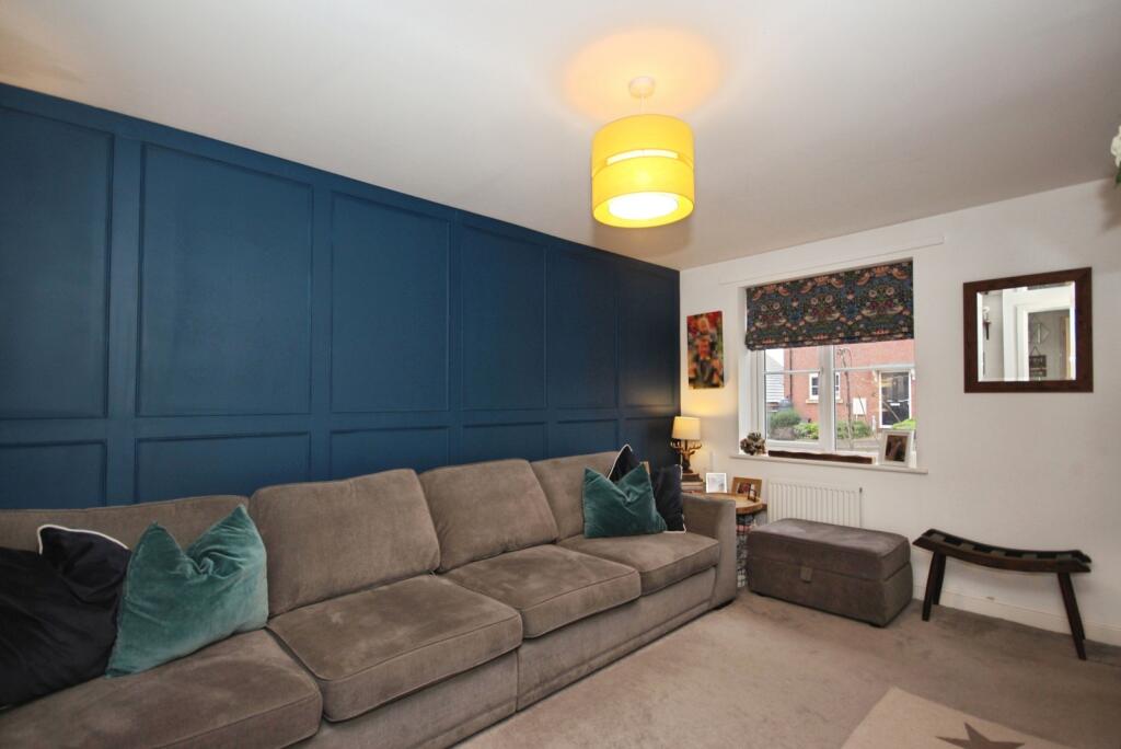 Bennett Grove, Bishops Tachbrook, Leamington Spa, Warwickshire, CV33 photo 3