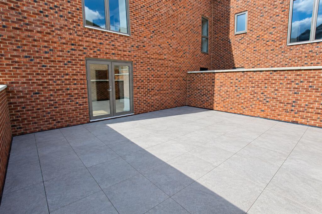 Apartment in Canterbury - More