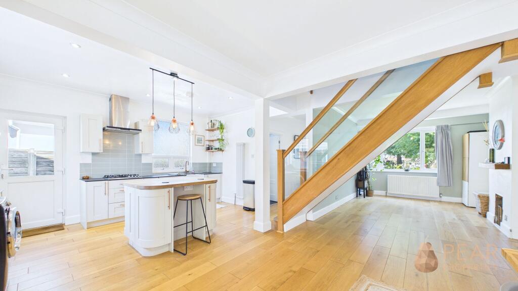 Abbots Way, Lancing, BN15 photo 5