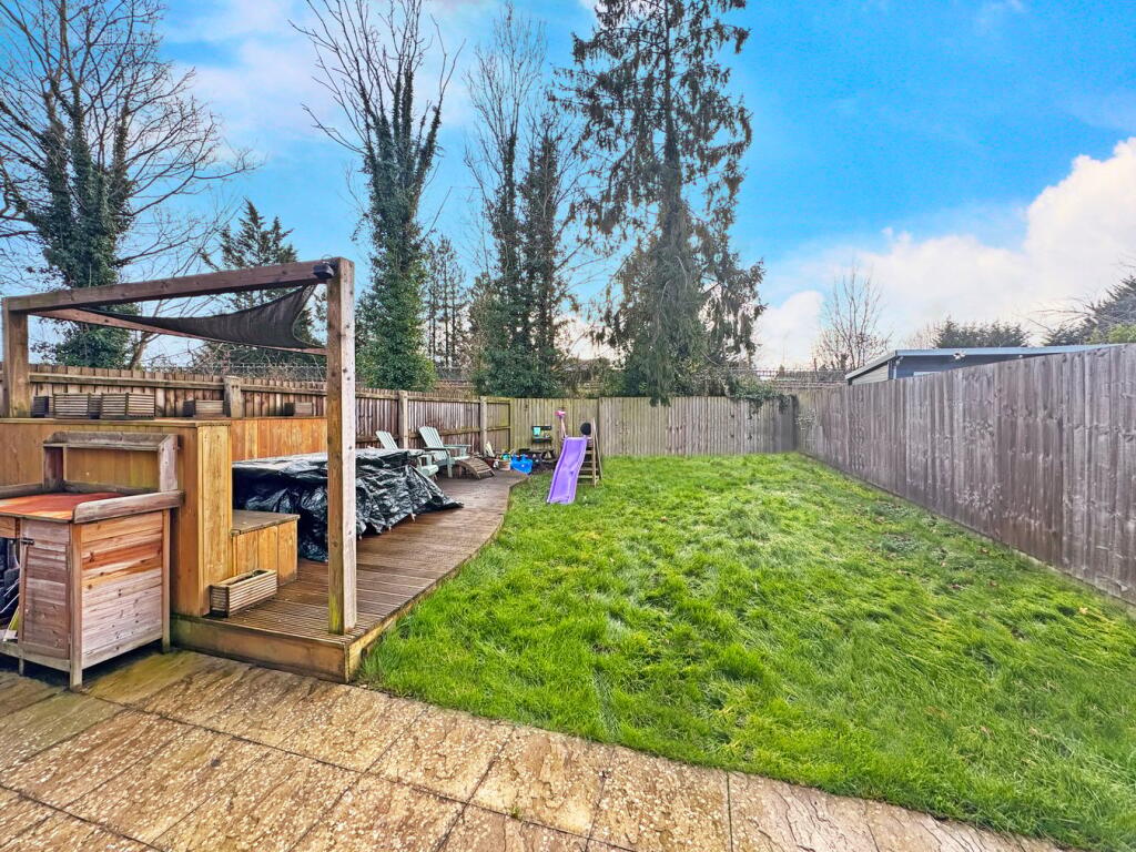 House in Amersham - View 5