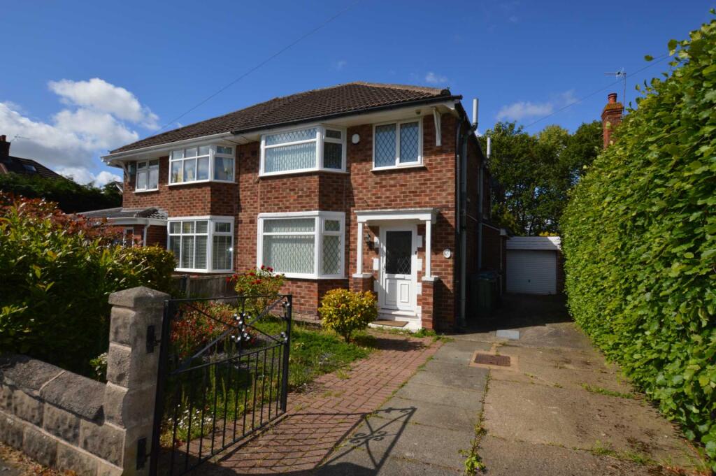 Main image of property: Norbury Close Bebington