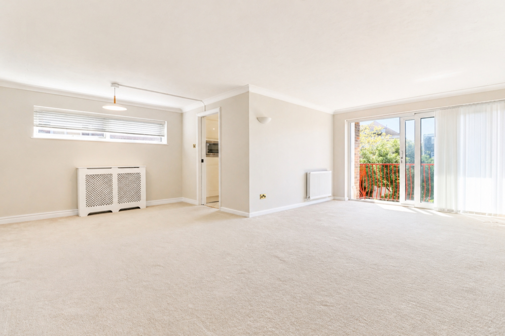 Apartment in Bromley - View 2