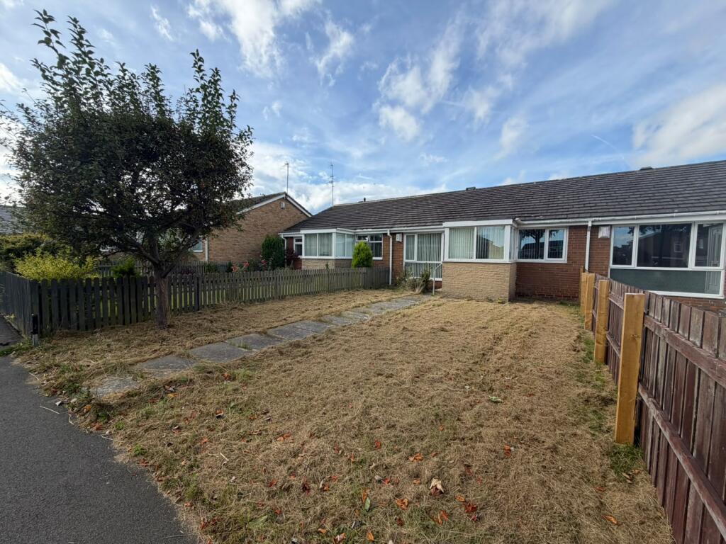 2-bed bungalow on No. 49 Porchester Drive, Cramlington, Tyne and Wear NE23 2QJ, £90,000
