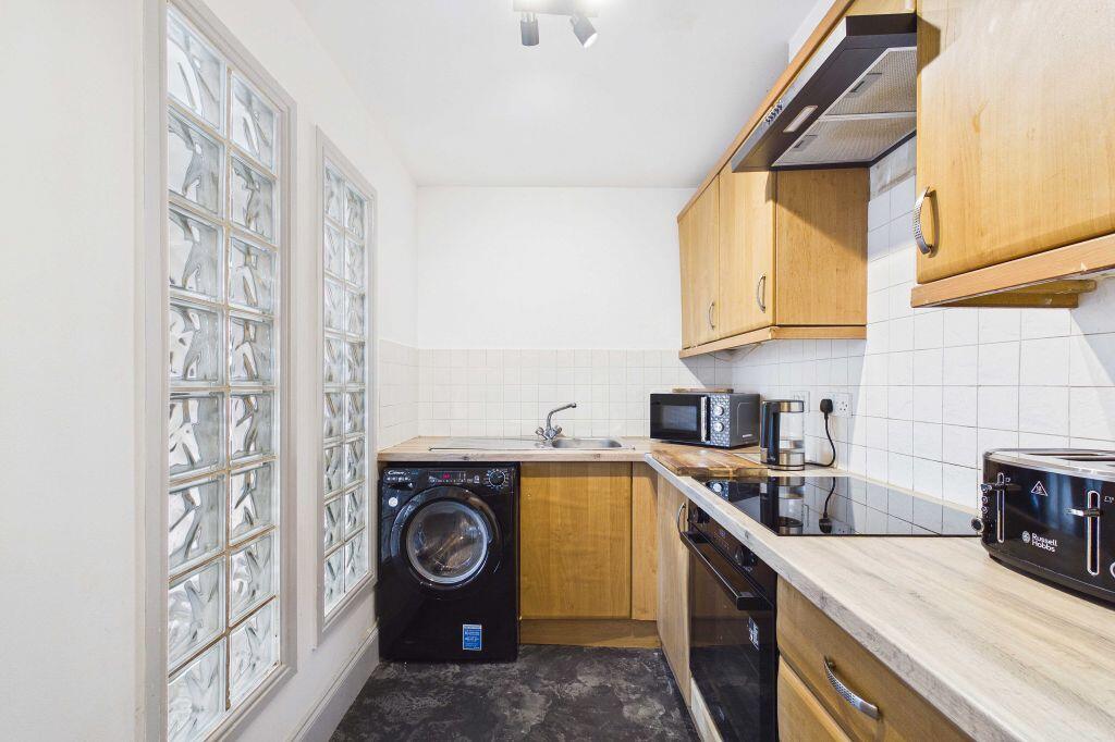 Apartment in Edinburgh, Marionville, Craigentinny/Meadowbank - View 5