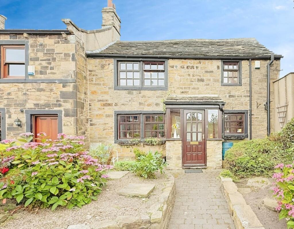 Main image of property: Fartown, Pudsey
