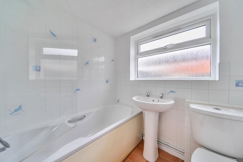 House in Gosport, Hampshire - View 4