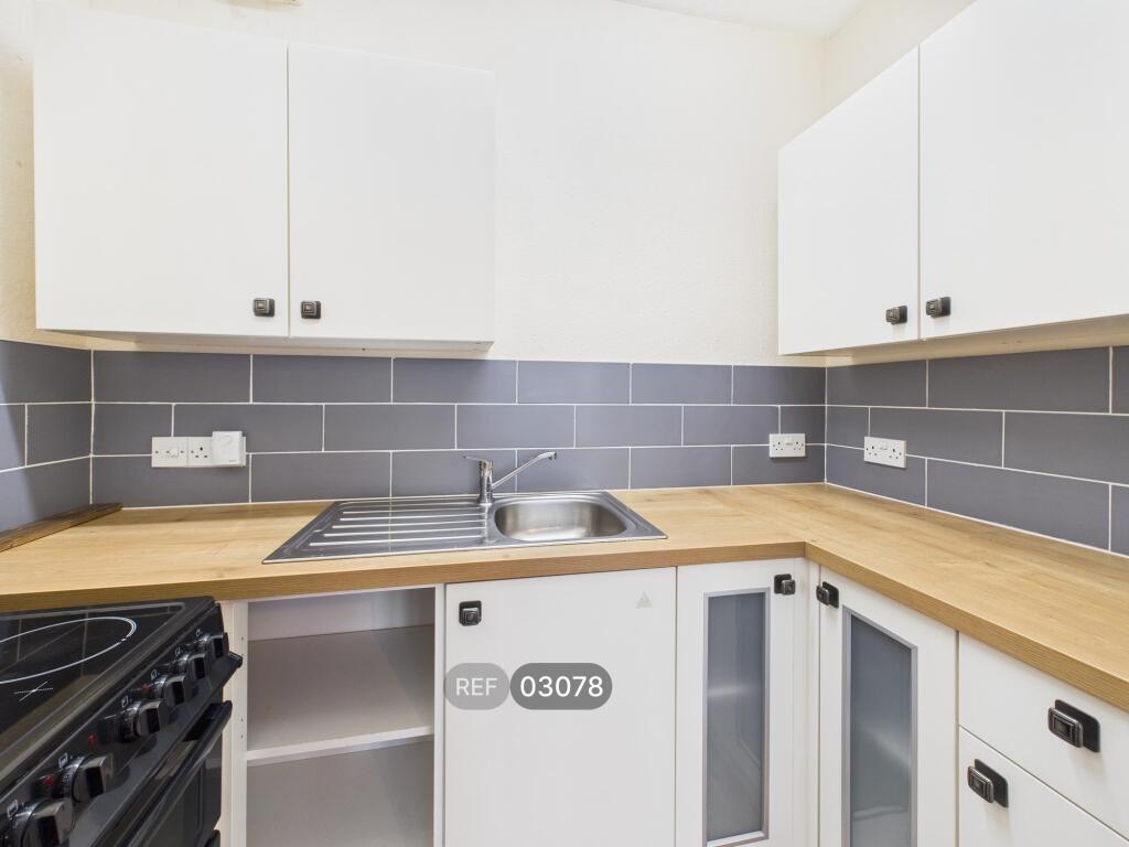 Apartment in Brighton - View 2