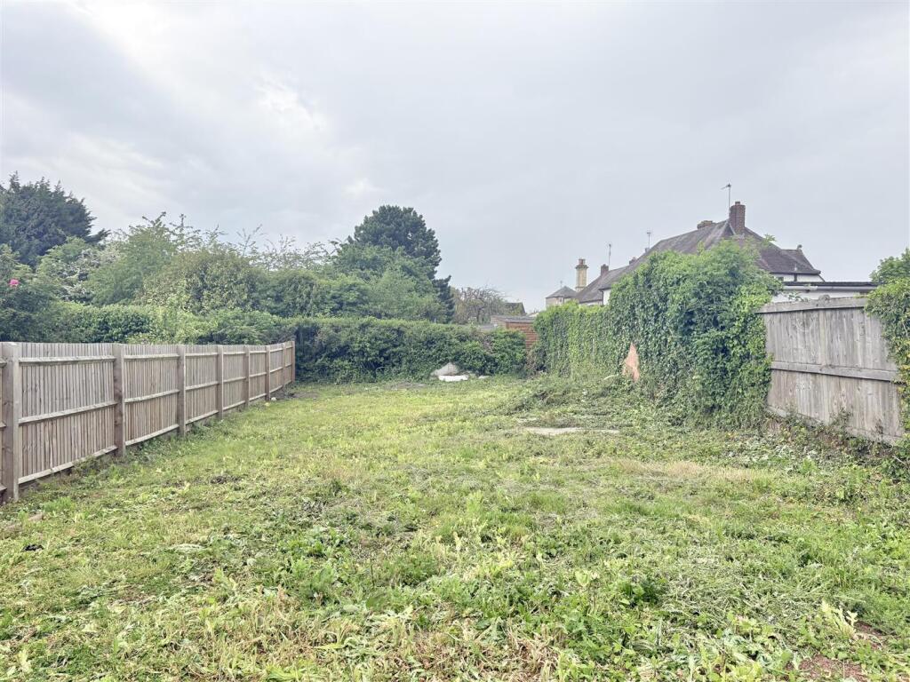 Main image of property: Green Lane, Hucclecote, Gloucester