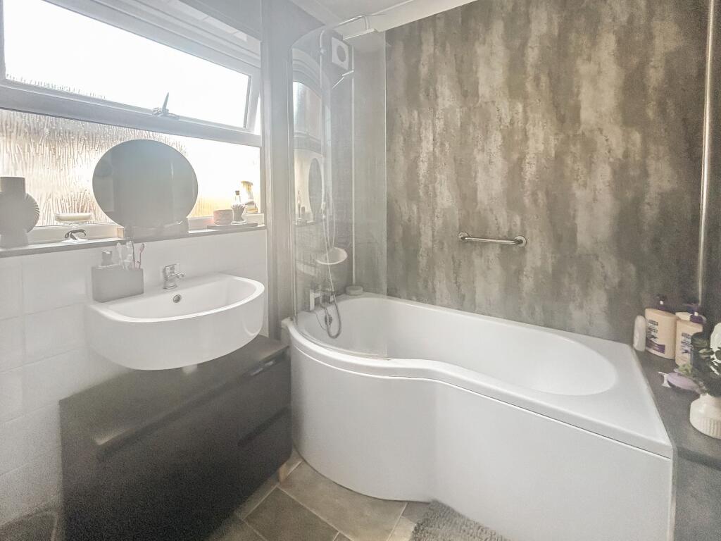 House in Peterborough - View 4