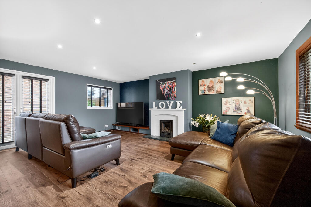 Main image of property: Lay Garth Fold, Rothwell, Leeds, LS26