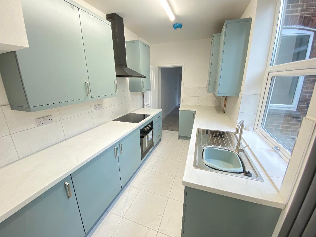 House in Stoke-on-Trent - View 5