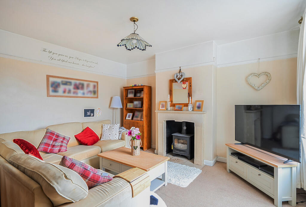 Main image of property: New Queen Street, Kingswood, Bristol, BS15