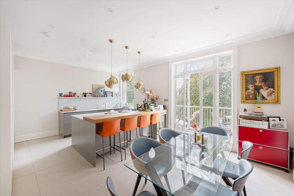 Main image of property: Fitzjohns Avenue, London NW3