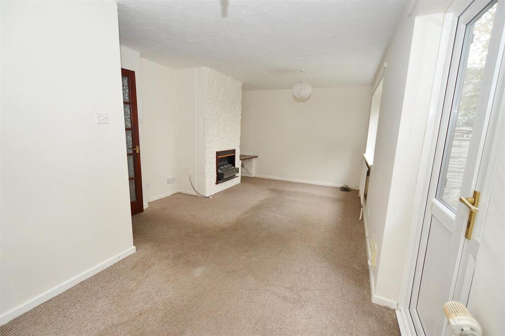 Meadow Close, Cromer photo 3