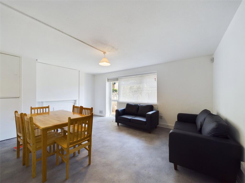 Apartment in London, Mill Meads, Stratford - View 4