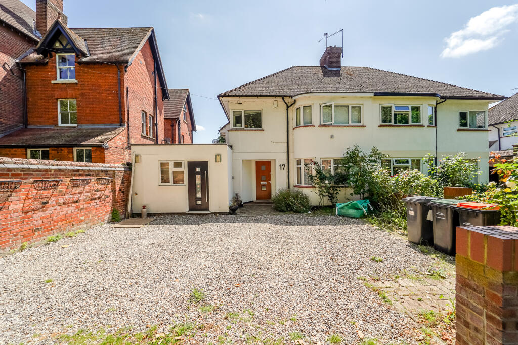 4-bed semi-detached on Linden Road, Bedford, MK40, £550,000