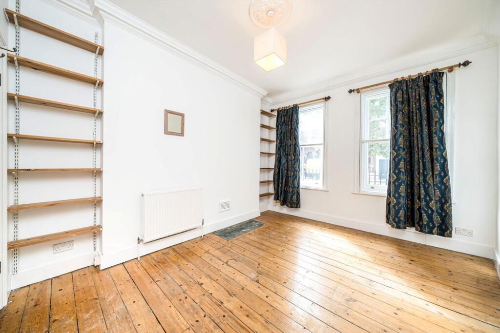 Apartment in London - View 5