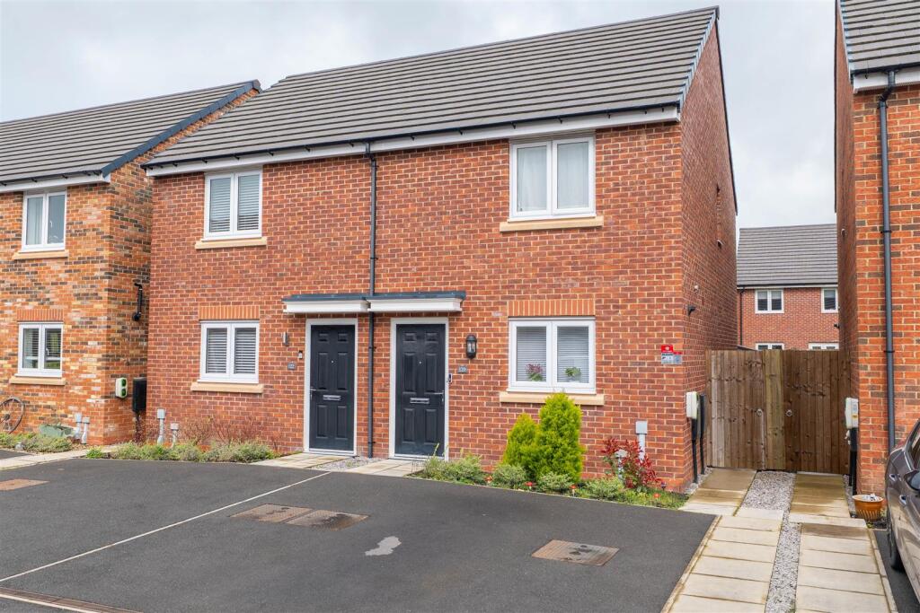 Main image of property: Goldcrest Avenue, Farington Moss, Leyland