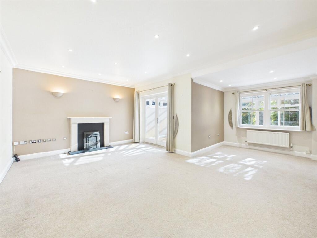 House in Twickenham - View 4