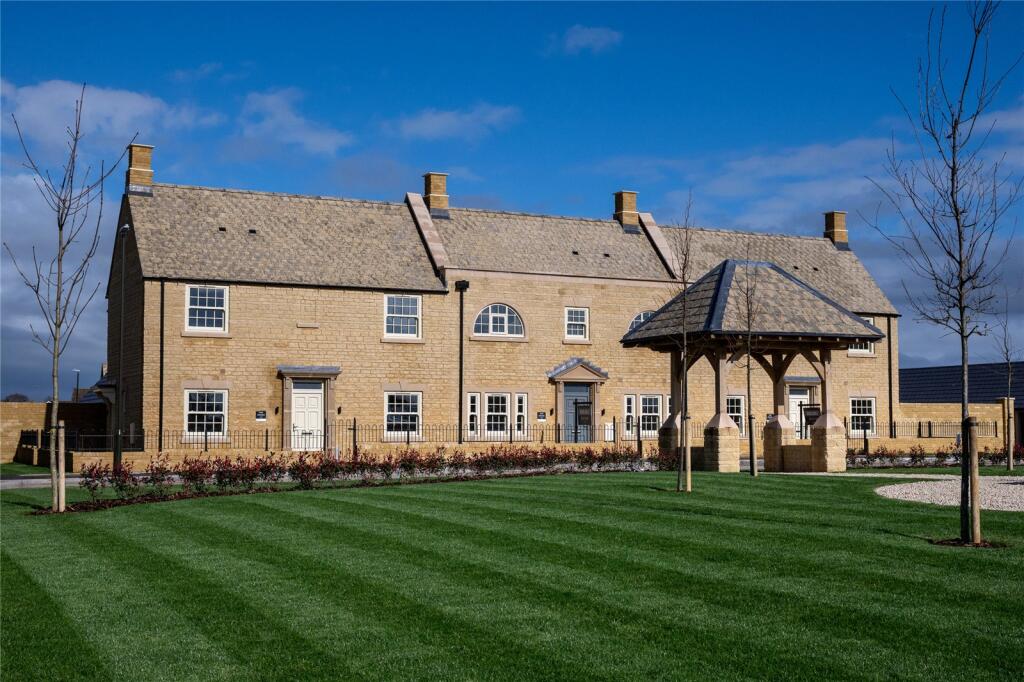 Main image of property: 145 Ellenbrook, Stow Road, Moreton-In-Marsh, Gloucestershire, GL56