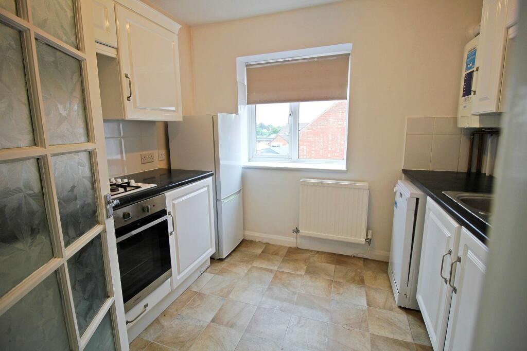 Apartment in Oadby and Wigston, Leicestershire - View 5
