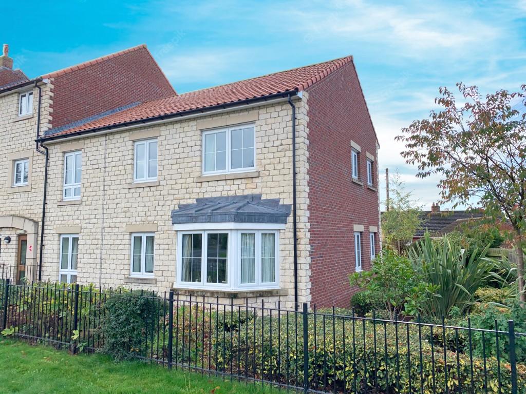 2-bed apartment on 20 Ryebeck Court, Pickering, North Yorkshire, YO18, £130,000
