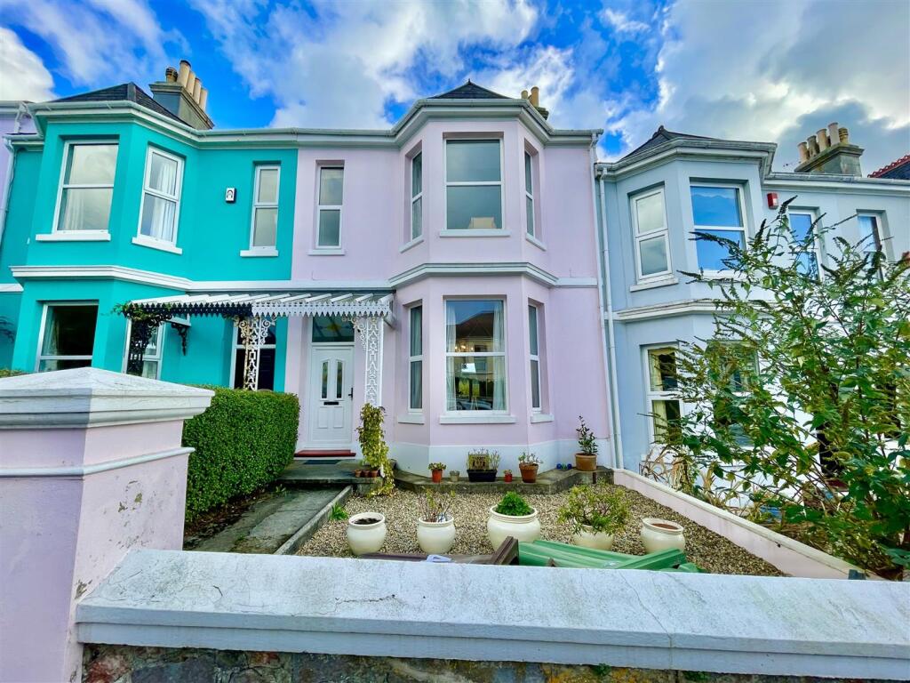 4-bed terraced on Hermitage Road, Plymouth, £350,000