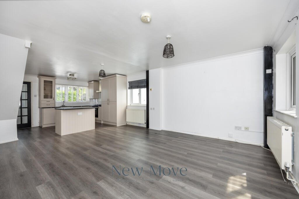 Lancaster Close | Crawley | RH10 | New Move Estate Agents - View 5