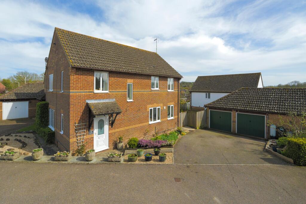 Main image of property: Mount Pleasant Close, Lyminge, CT18