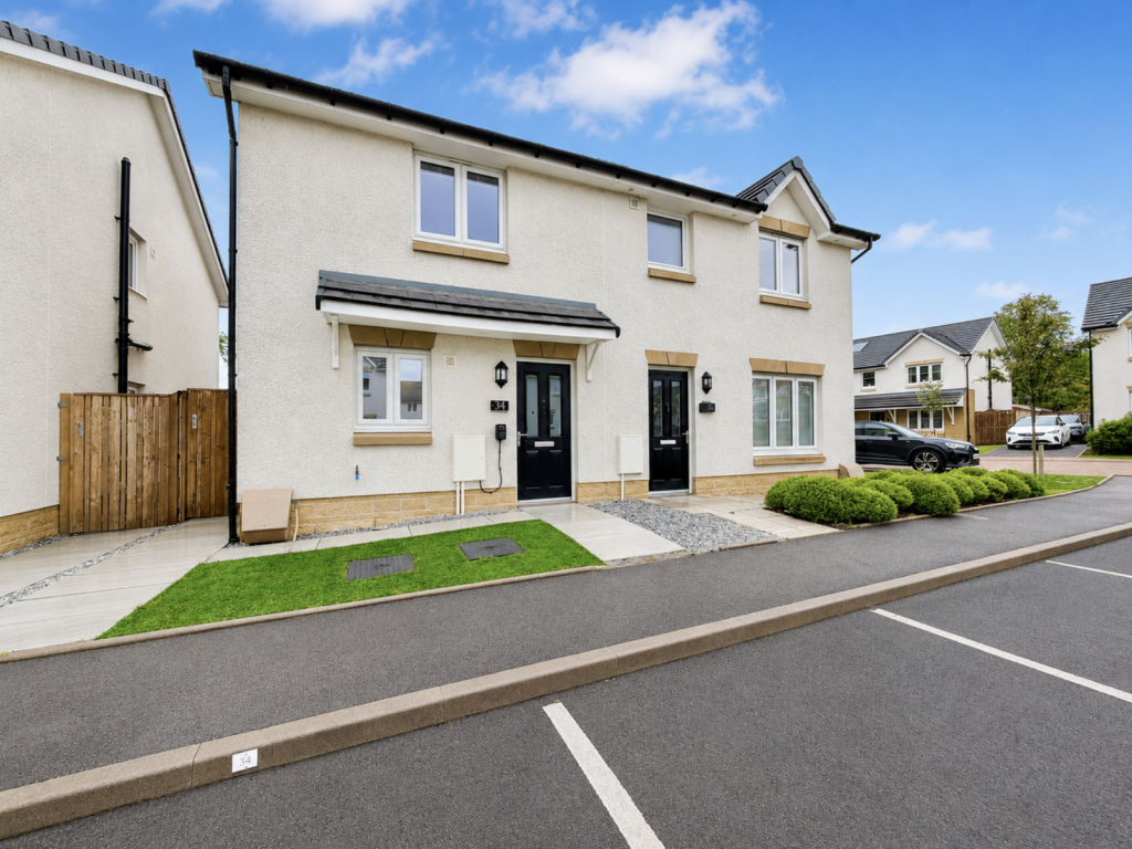 Main image of property: Elder Drive, Glasgow , G69 0FB