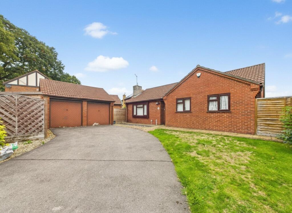 Main image of property: Brake Close, Bradley Stoke, Bristol, South Gloucestershire, BS32