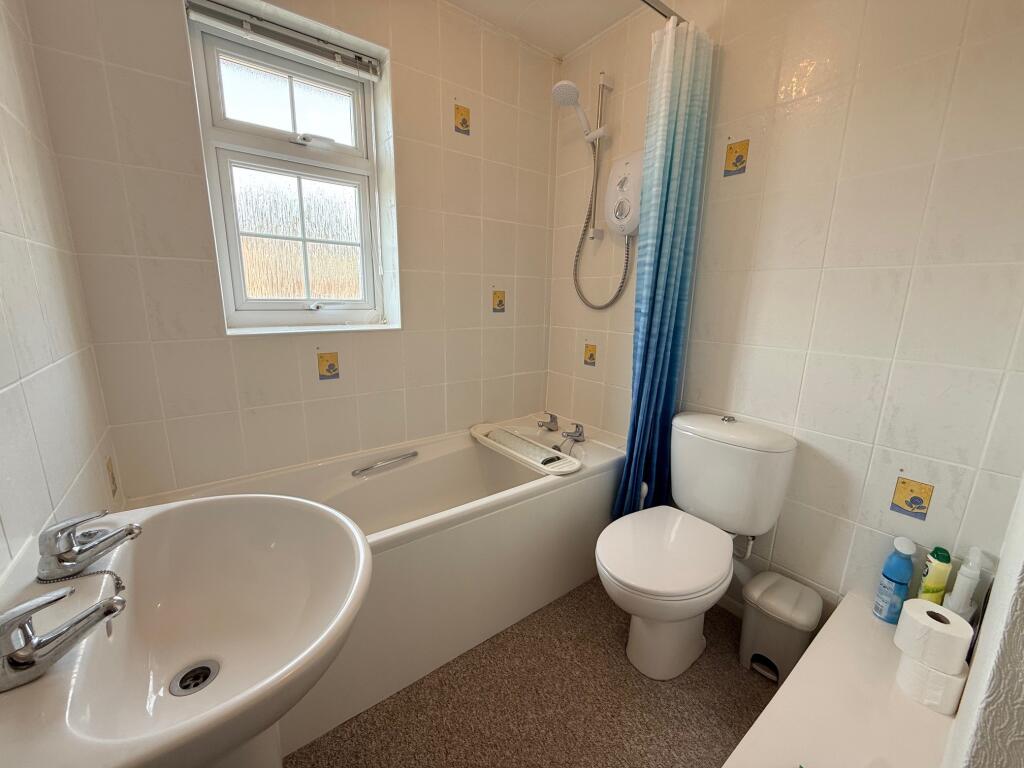 Additional image 10 of Longcroft Road, Yeovil, Somerset, BA21 4RR