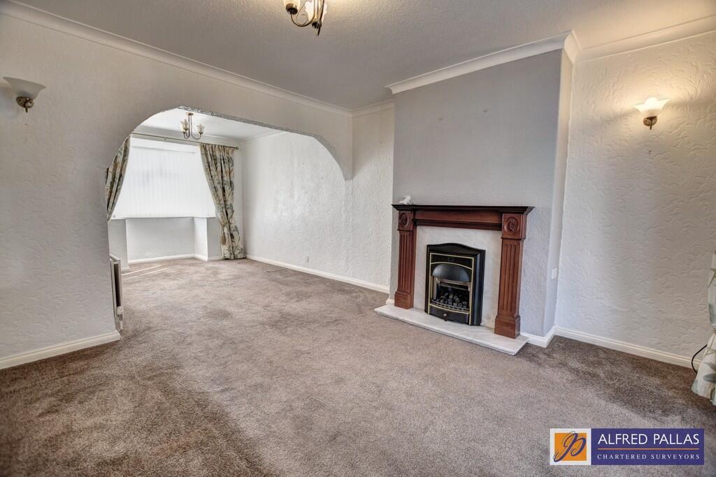 Alston Crescent, Seaburn Dene photo 3