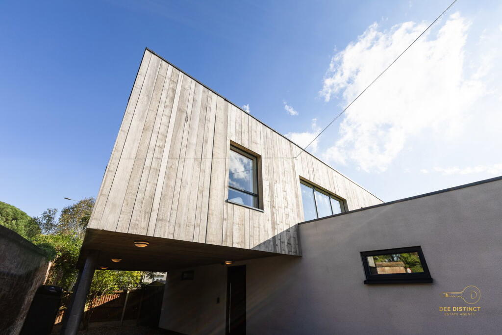 Main image of property: Grange Road, West Kirby, CH48 4EH