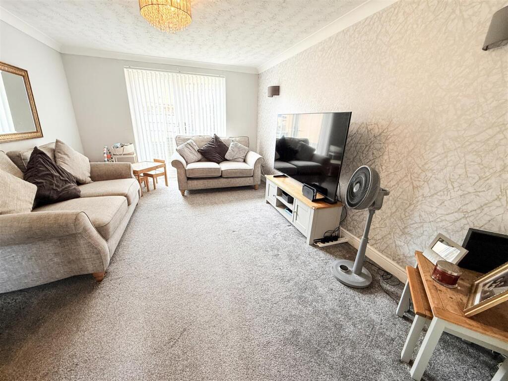 House in Doncaster - View 2