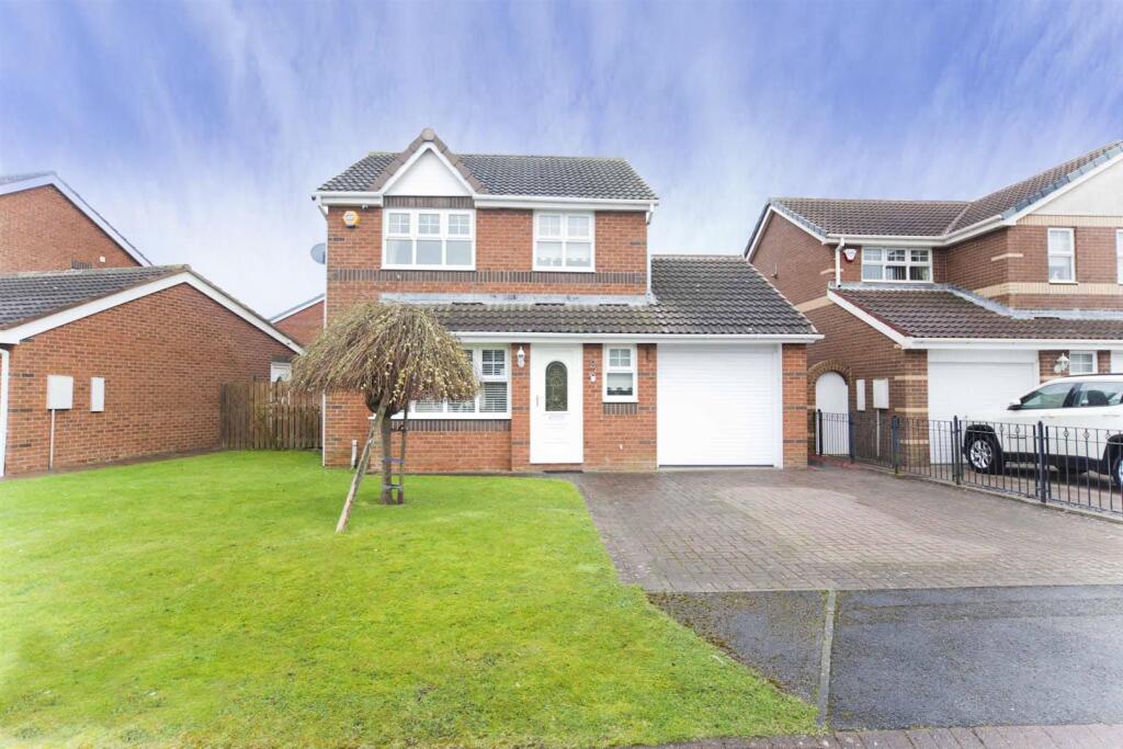3-bed detached on Jaywood Close, Hartlepool, £235,000