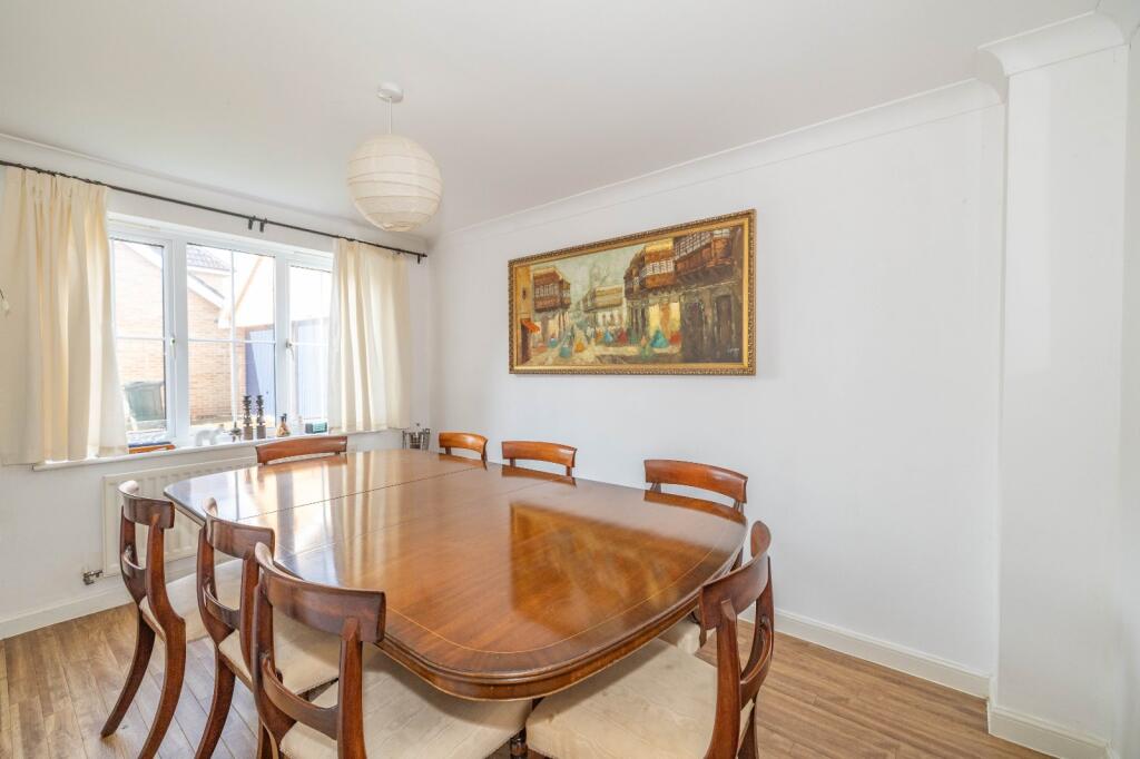 House in Ashford, Repton Park South, Godinton Park - View 5