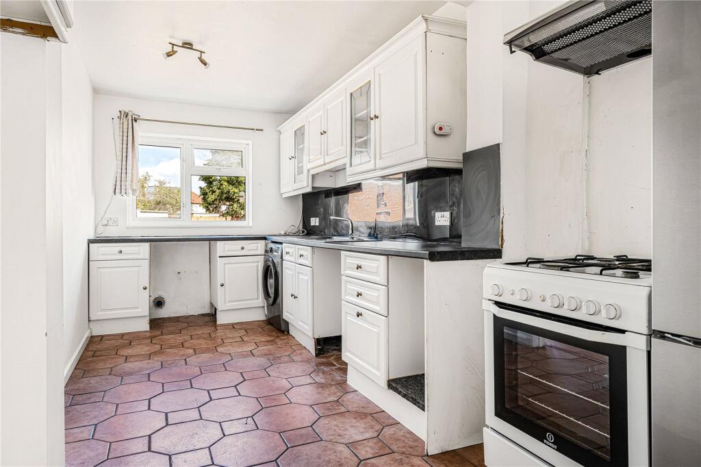 House in Twickenham - View 3