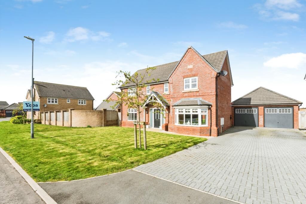 Main image of property: Hamlet Close, Preston, PR4