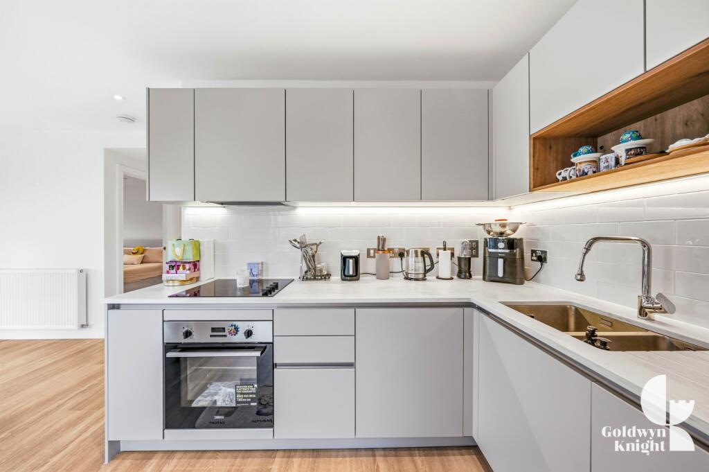 Apartment in London, Royal Borough of Greenwich - More